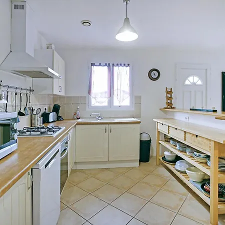Holiday home Nice In With Outdoor Swimming Pool *